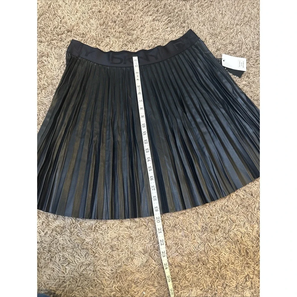 DKNY Black Faux Leather Pleated Skirt Women's Size XL NEW With Tags MSRP $99 - Picture 6 of 6